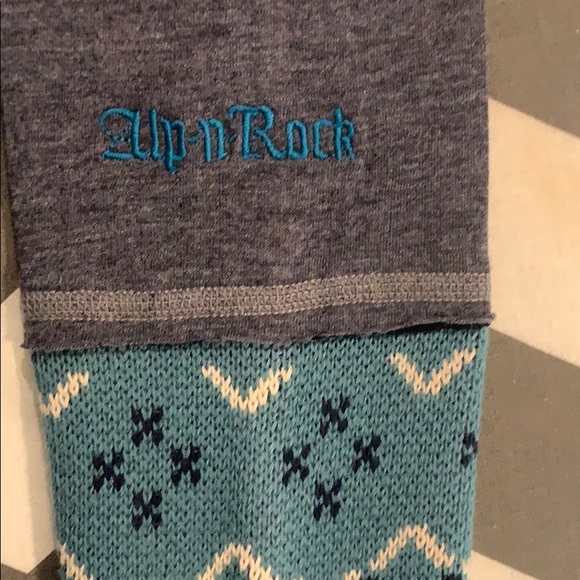 Alp-n Rock cute Henley (EUC) - Picture 2 of 4
